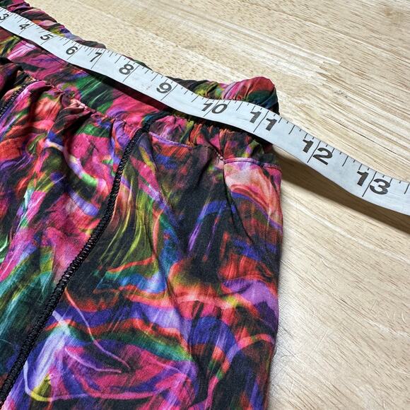 Lululemon Hotty Hot Low Rise Short 4" Hyper Flow Pink Multi Black Sz 4 Tall EUC - Picture 6 of 8